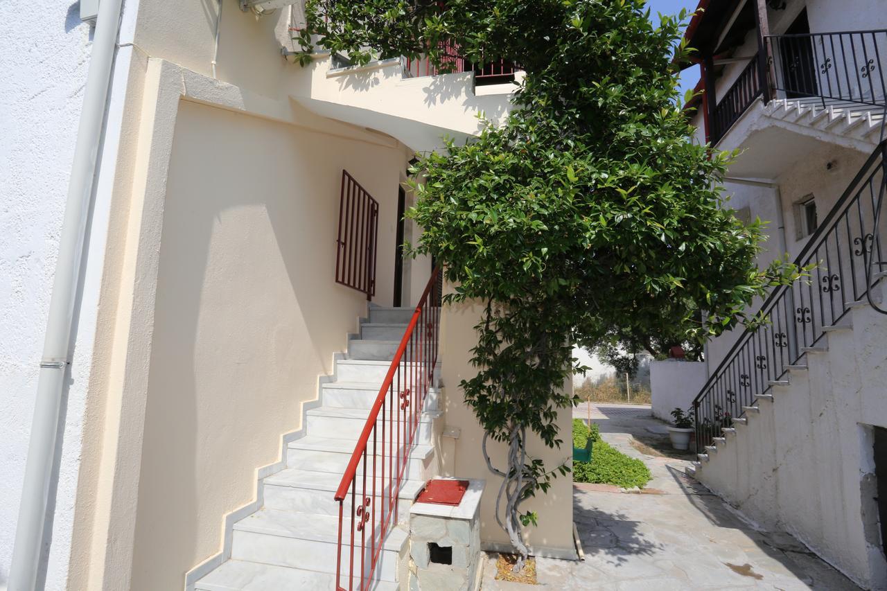 פפקוהורי Katerina Apartments מראה חיצוני תמונה