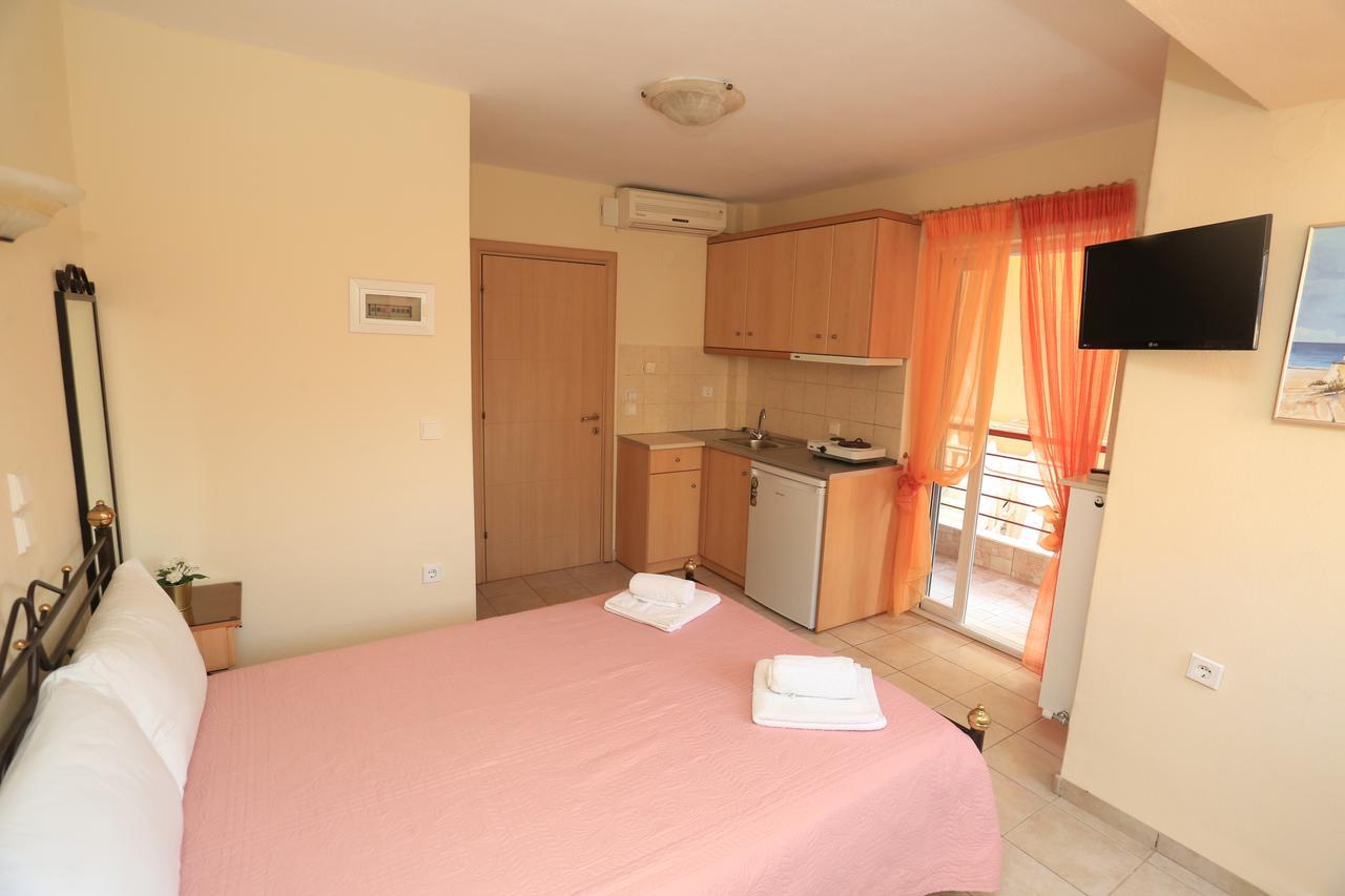 פפקוהורי Katerina Apartments מראה חיצוני תמונה
