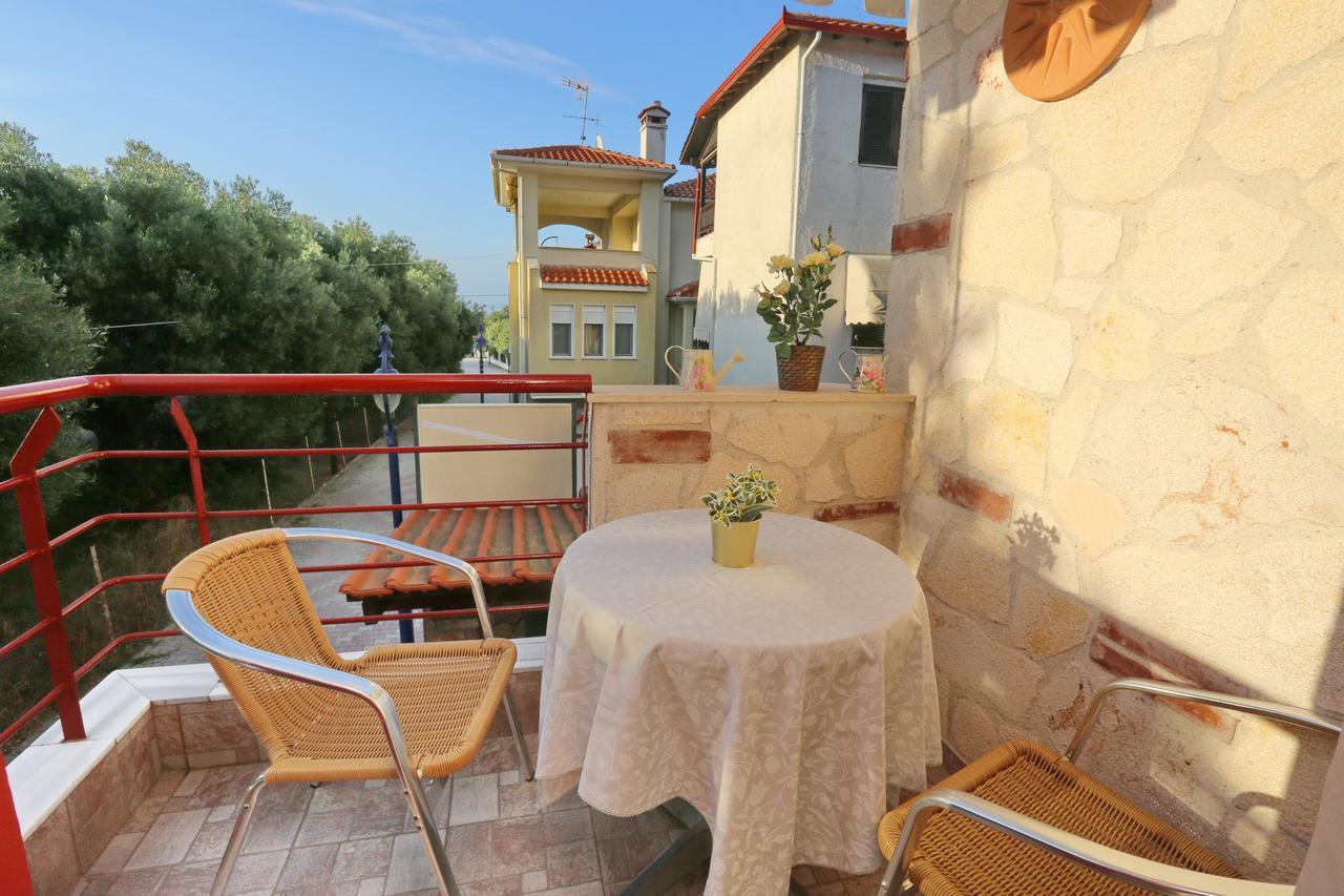 פפקוהורי Katerina Apartments מראה חיצוני תמונה
